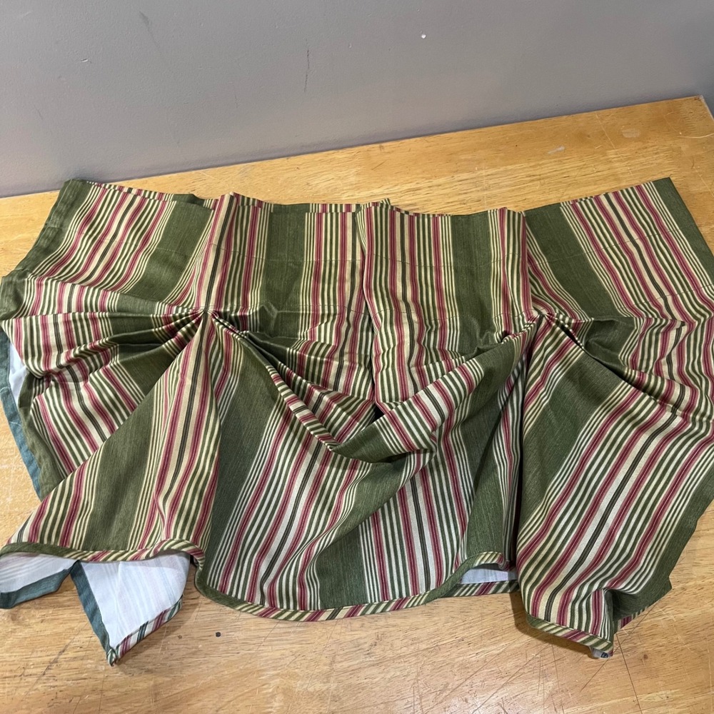 Waverly Home Classics Sweet Water Striped Pleated Window Valance Green Red 79x23